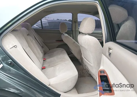 2002 Toyota Camry Xle z USA, uszkodzony, nr VIN 4T1BE30KX2U600688